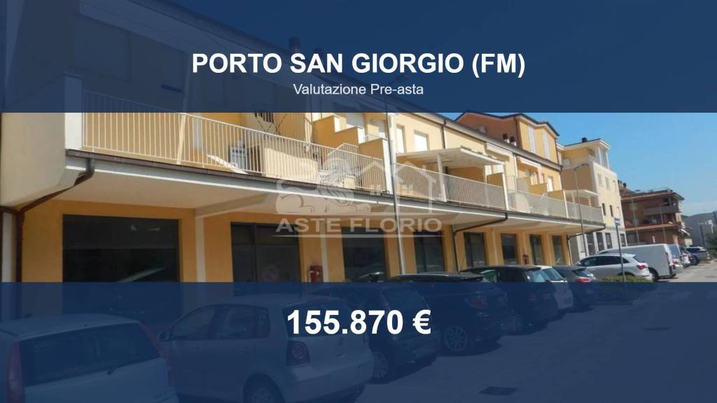 locale commerciale in vendita a Porto San Giorgio