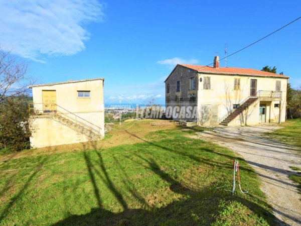 casa indipendente in vendita a Porto San Giorgio