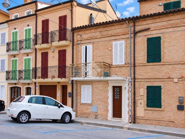 casa indipendente in vendita a Porto San Giorgio