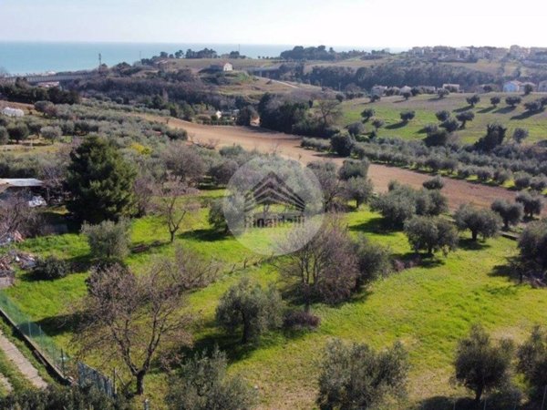 terreno agricolo in vendita a Porto Sant'Elpidio