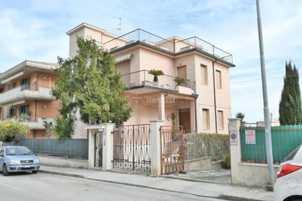 casa indipendente in vendita a Porto Sant'Elpidio