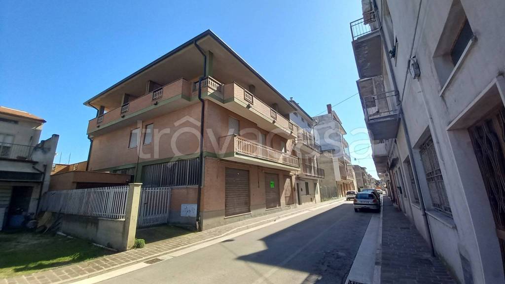 casa indipendente in vendita a Porto Sant'Elpidio
