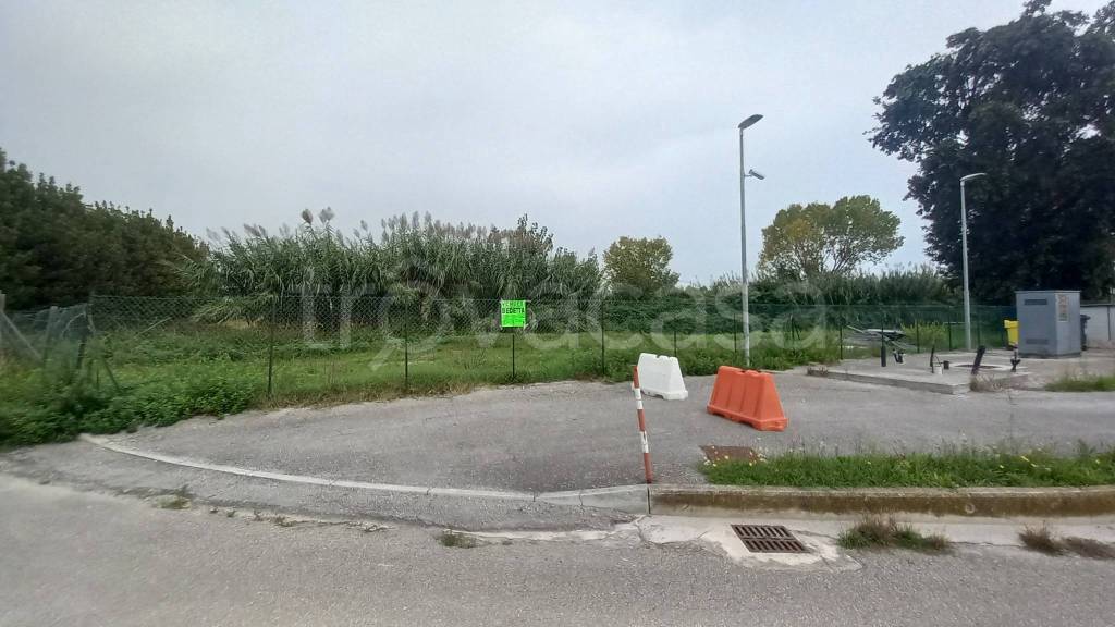 terreno agricolo in vendita a Porto Sant'Elpidio