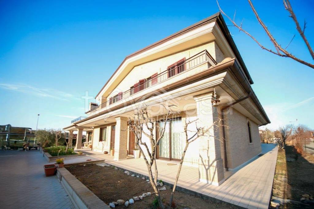 casa indipendente in vendita a Porto Sant'Elpidio