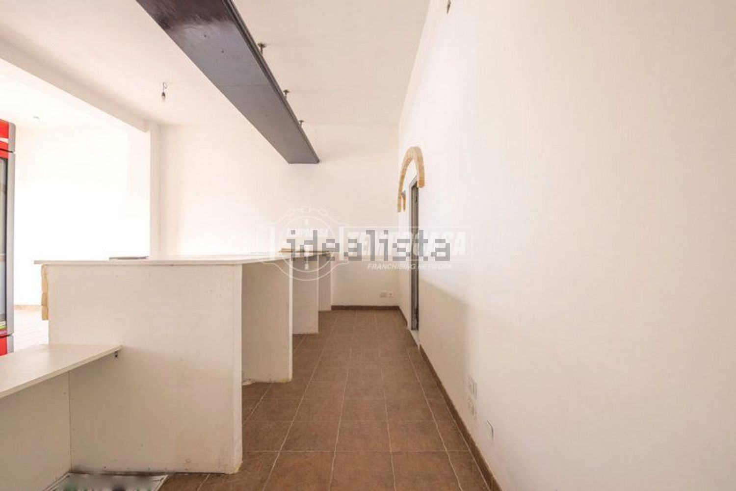 locale di sgombero in vendita a Porto Sant'Elpidio