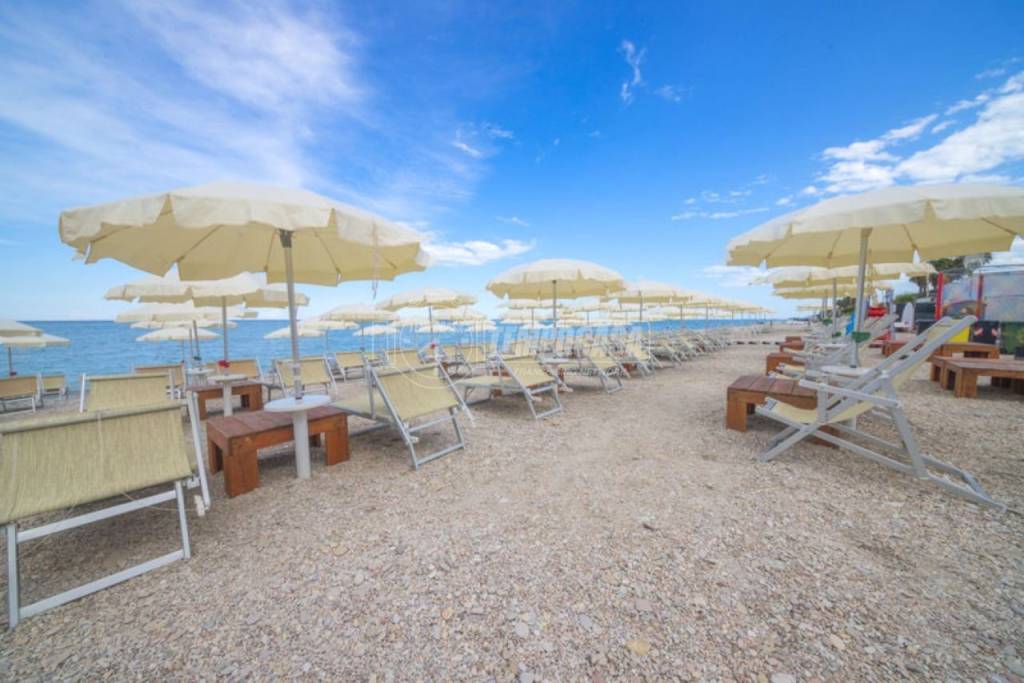 negozio in vendita a Porto Sant'Elpidio