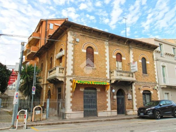 casa indipendente in vendita a Porto Sant'Elpidio