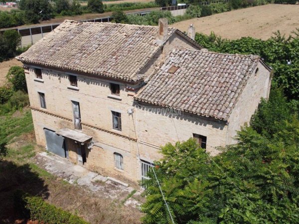 casa indipendente in vendita a Porto Sant'Elpidio