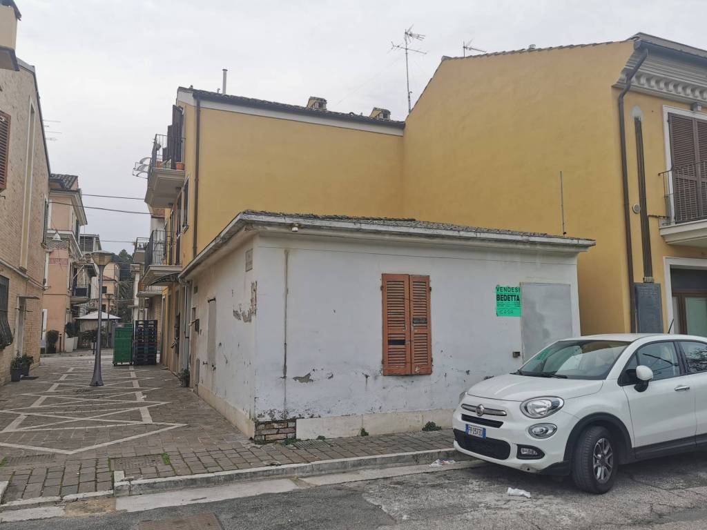 casa indipendente in vendita a Porto Sant'Elpidio
