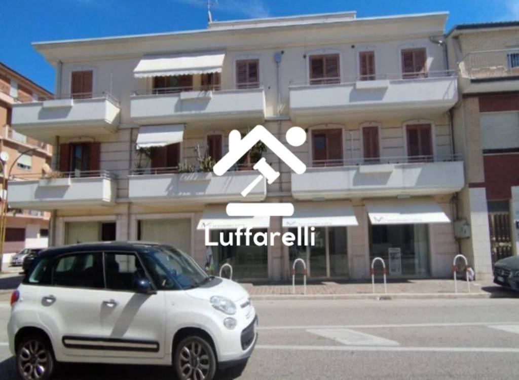 negozio in vendita a Porto Sant'Elpidio