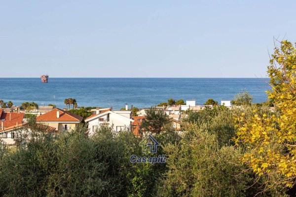 casa indipendente in vendita a Porto Sant'Elpidio