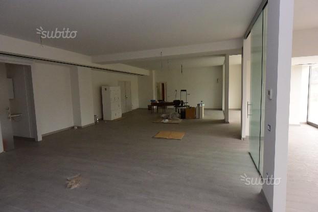 ufficio in vendita a Porto Sant'Elpidio