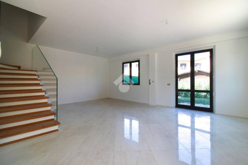 casa indipendente in vendita a Porto Sant'Elpidio