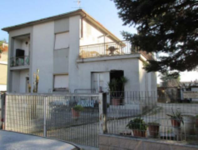 locale di sgombero in vendita a Porto Sant'Elpidio