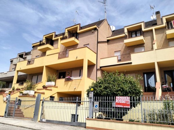 casa indipendente in vendita a Porto Sant'Elpidio