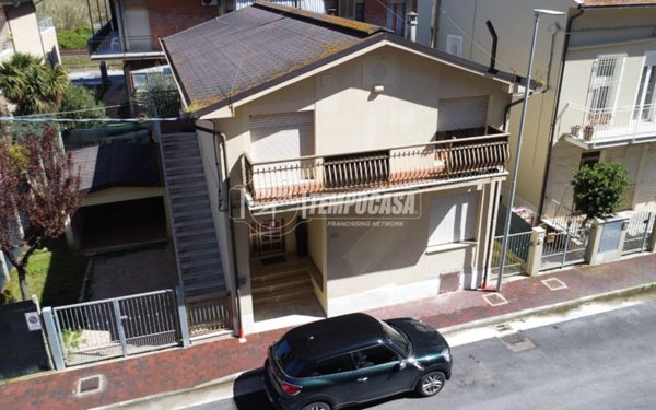 casa indipendente in vendita a Porto Sant'Elpidio