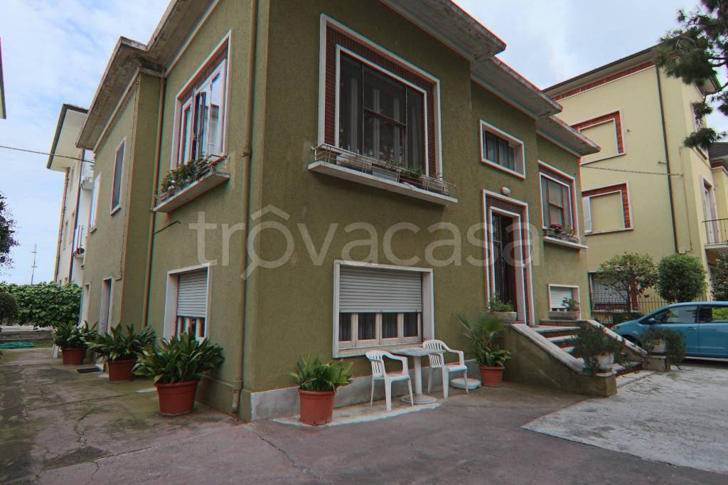 casa indipendente in vendita a Porto Sant'Elpidio