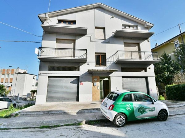 negozio in vendita a Porto Sant'Elpidio