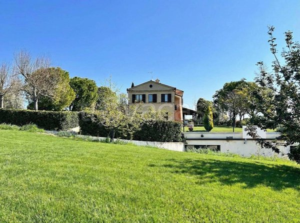 casa indipendente in vendita a Porto Sant'Elpidio