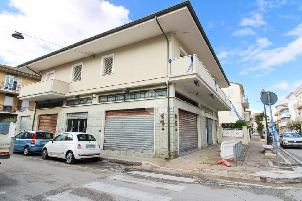negozio in vendita a Porto Sant'Elpidio