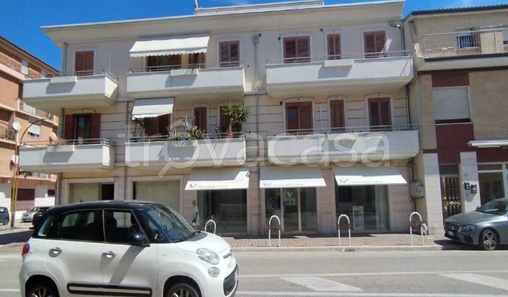 negozio in vendita a Porto Sant'Elpidio