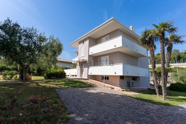 casa indipendente in vendita a Porto Sant'Elpidio