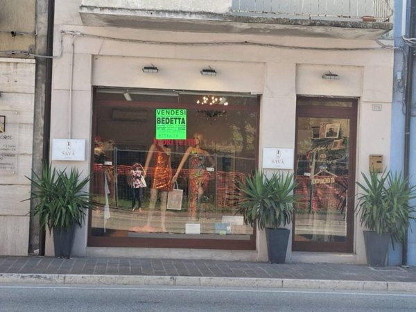 negozio in vendita a Porto Sant'Elpidio