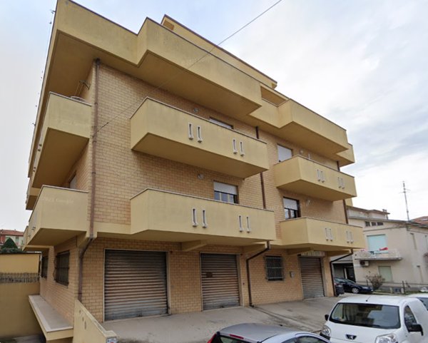 negozio in vendita a Porto Sant'Elpidio