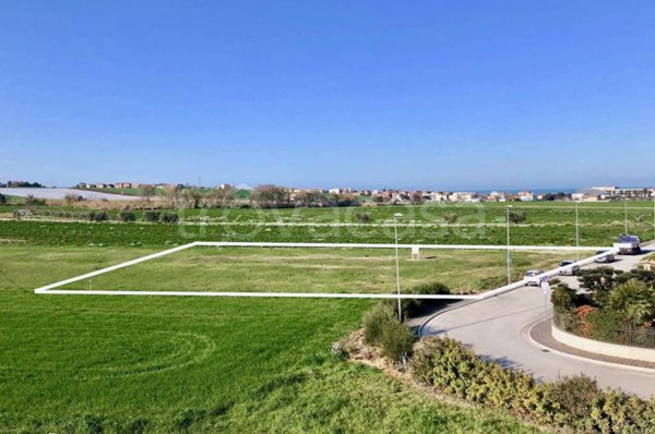 terreno edificabile in vendita a Porto Sant'Elpidio