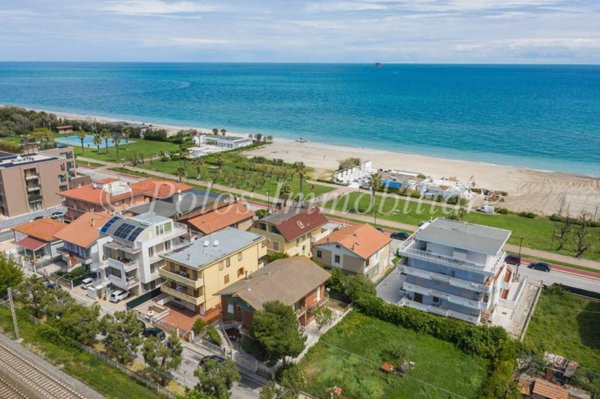 casa indipendente in vendita a Porto Sant'Elpidio