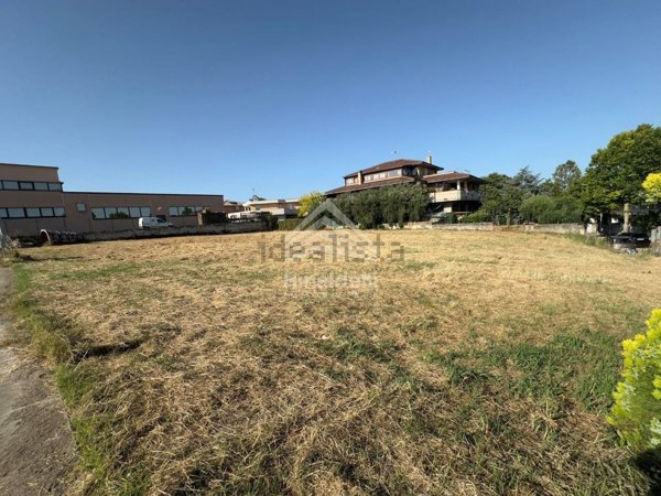 terreno edificabile in vendita a Porto Sant'Elpidio