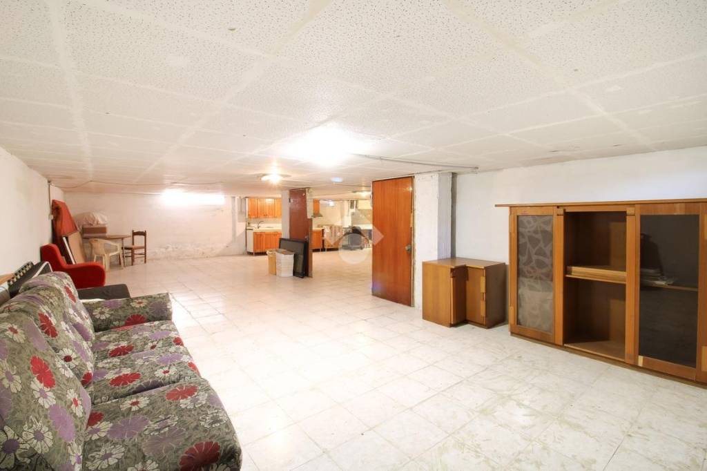 locale commerciale in vendita a Porto Sant'Elpidio