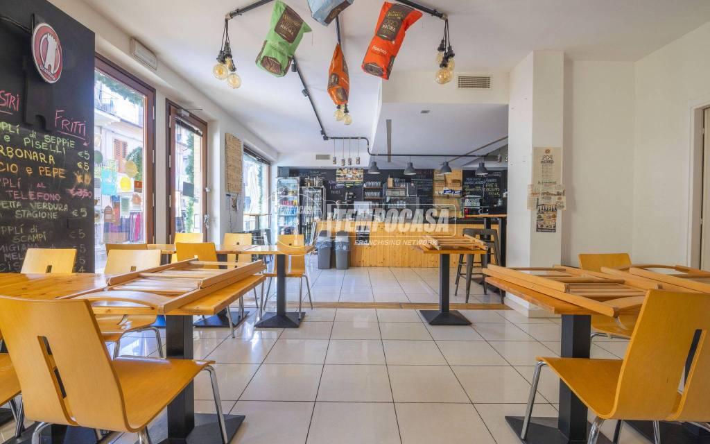 negozio in vendita a Porto Sant'Elpidio