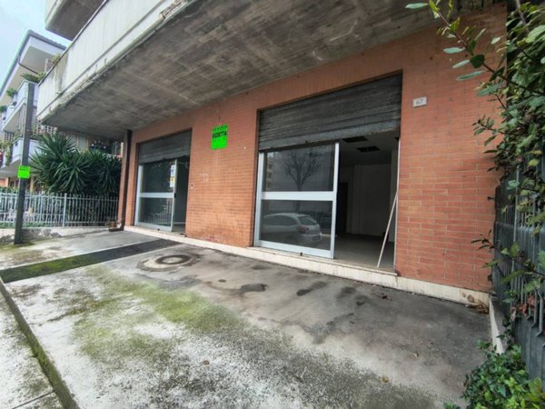 negozio in vendita a Porto Sant'Elpidio