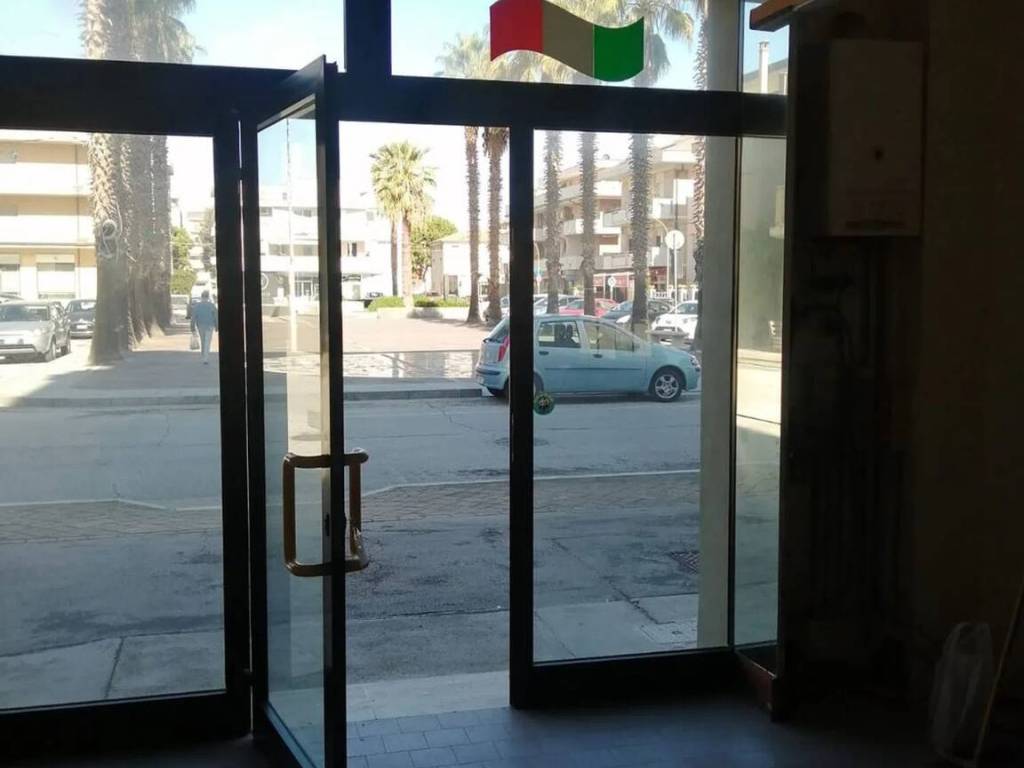 negozio in vendita a Porto Sant'Elpidio