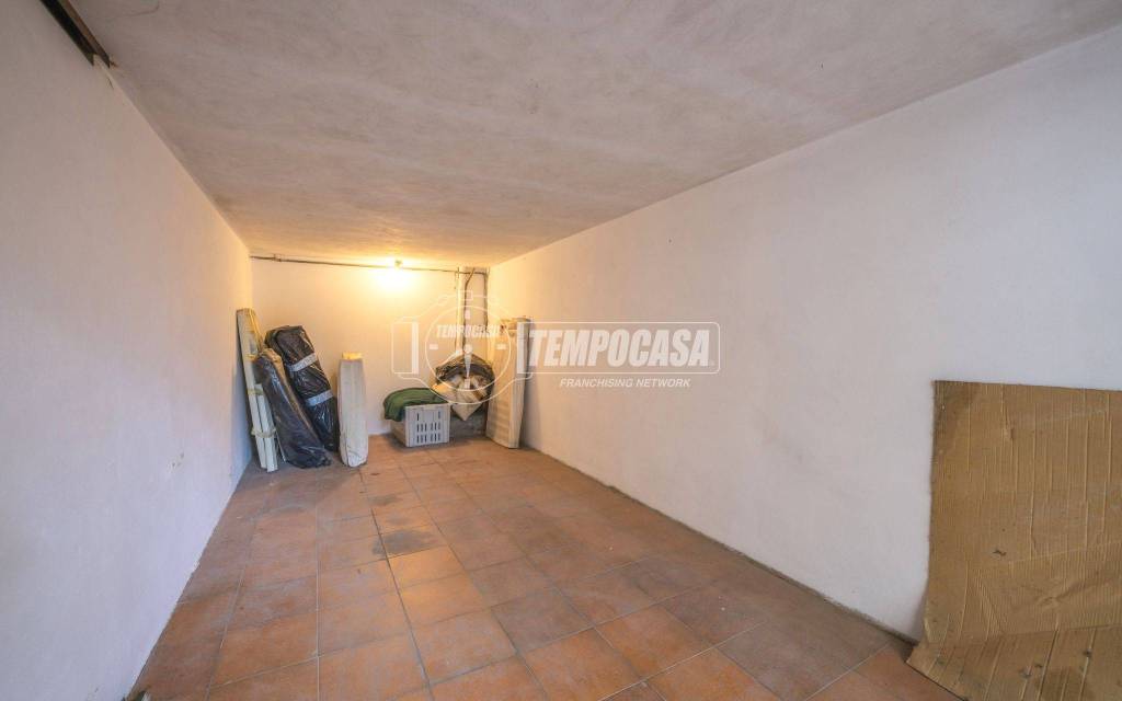 locale di sgombero in vendita a Porto Sant'Elpidio