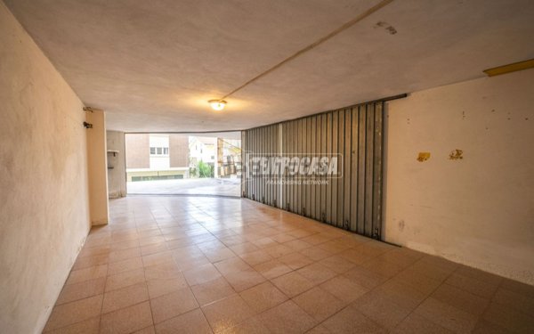 locale di sgombero in vendita a Porto Sant'Elpidio