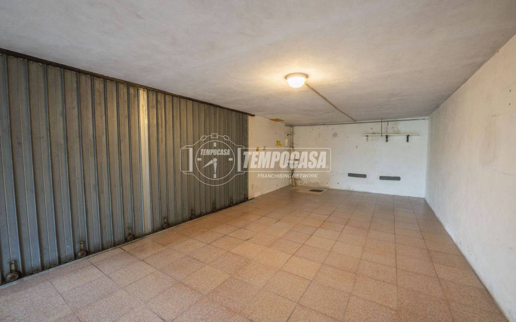 locale commerciale in vendita a Porto Sant'Elpidio