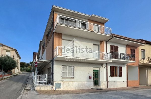 casa indipendente in vendita a Porto Sant'Elpidio
