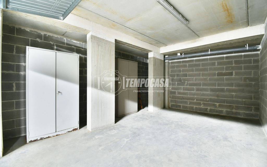 locale di sgombero in vendita a Porto Sant'Elpidio