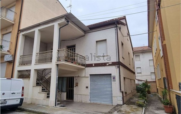 casa indipendente in vendita a Porto Sant'Elpidio
