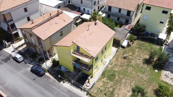 casa indipendente in vendita a Porto Sant'Elpidio