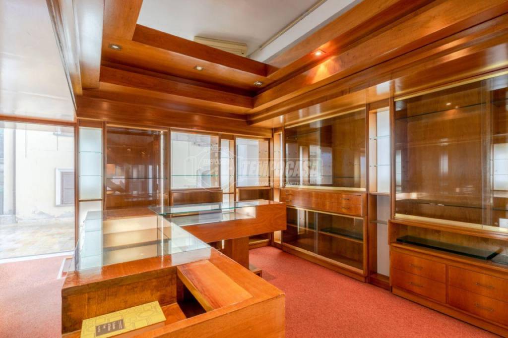 negozio in vendita a Porto Sant'Elpidio