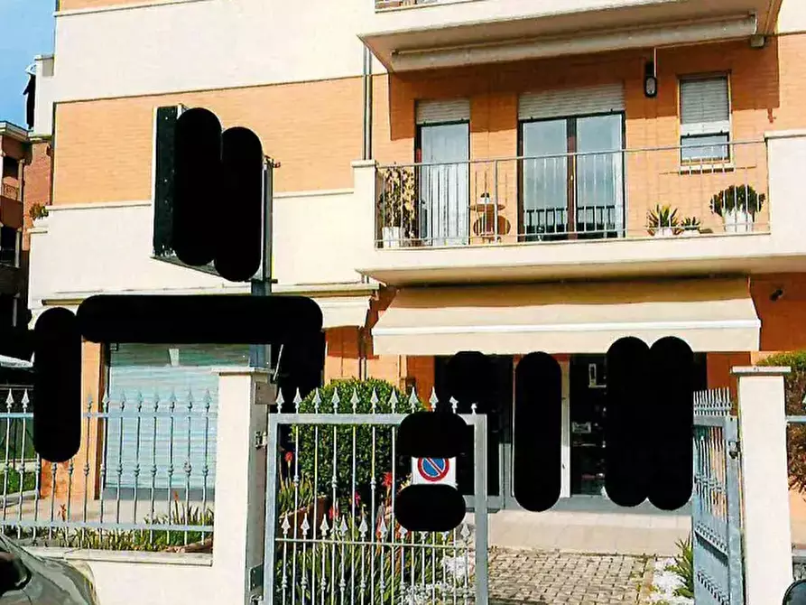 locale commerciale in vendita a Porto Sant'Elpidio