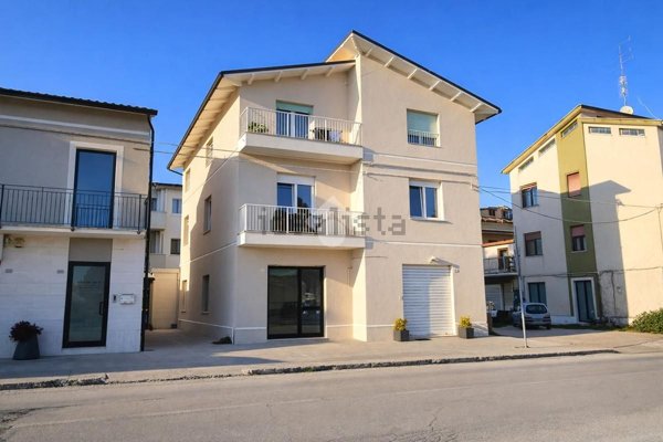 casa semindipendente in vendita a Porto Sant'Elpidio