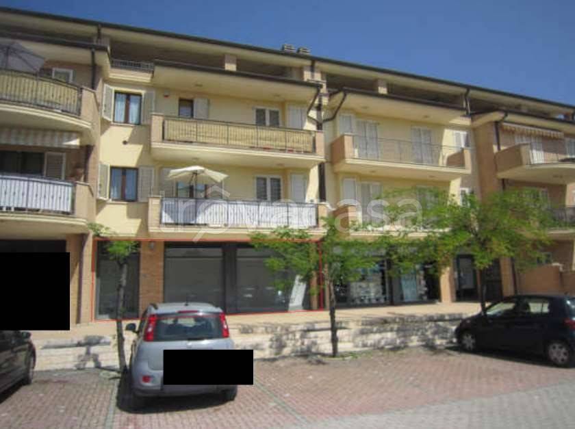 negozio in vendita a Porto Sant'Elpidio