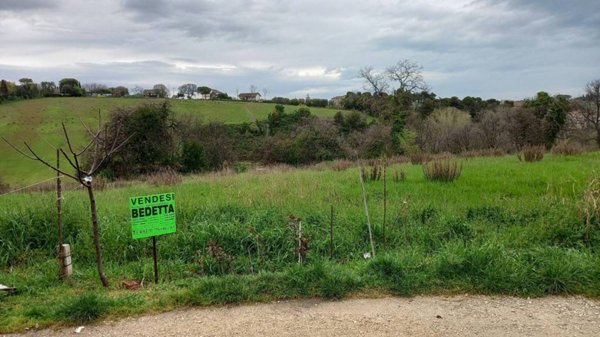 terreno agricolo in vendita a Porto Sant'Elpidio