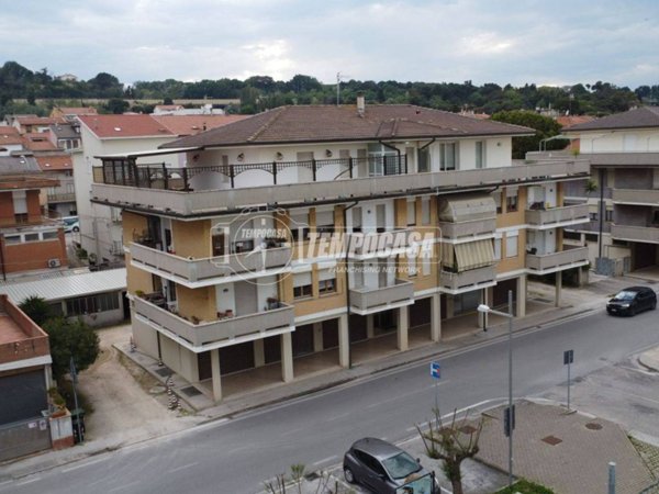 negozio in vendita a Porto Sant'Elpidio