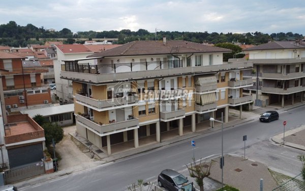 negozio in vendita a Porto Sant'Elpidio