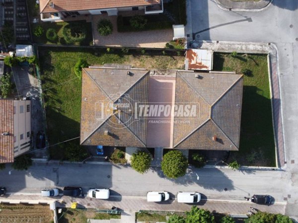 negozio in vendita a Porto Sant'Elpidio